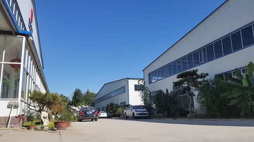 液壓升降平臺(tái)廠家